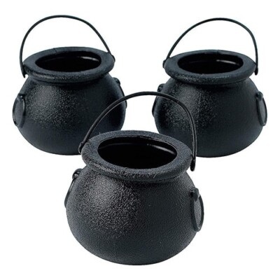 Plastic candy kettles