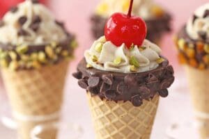 Photo of Cannoli Cones with text overlay for Pinterest.