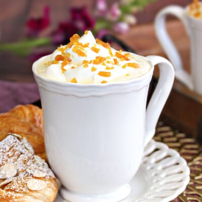 Close up of a mug of Cr&egrave;me Brulee White Hot Chocolate.