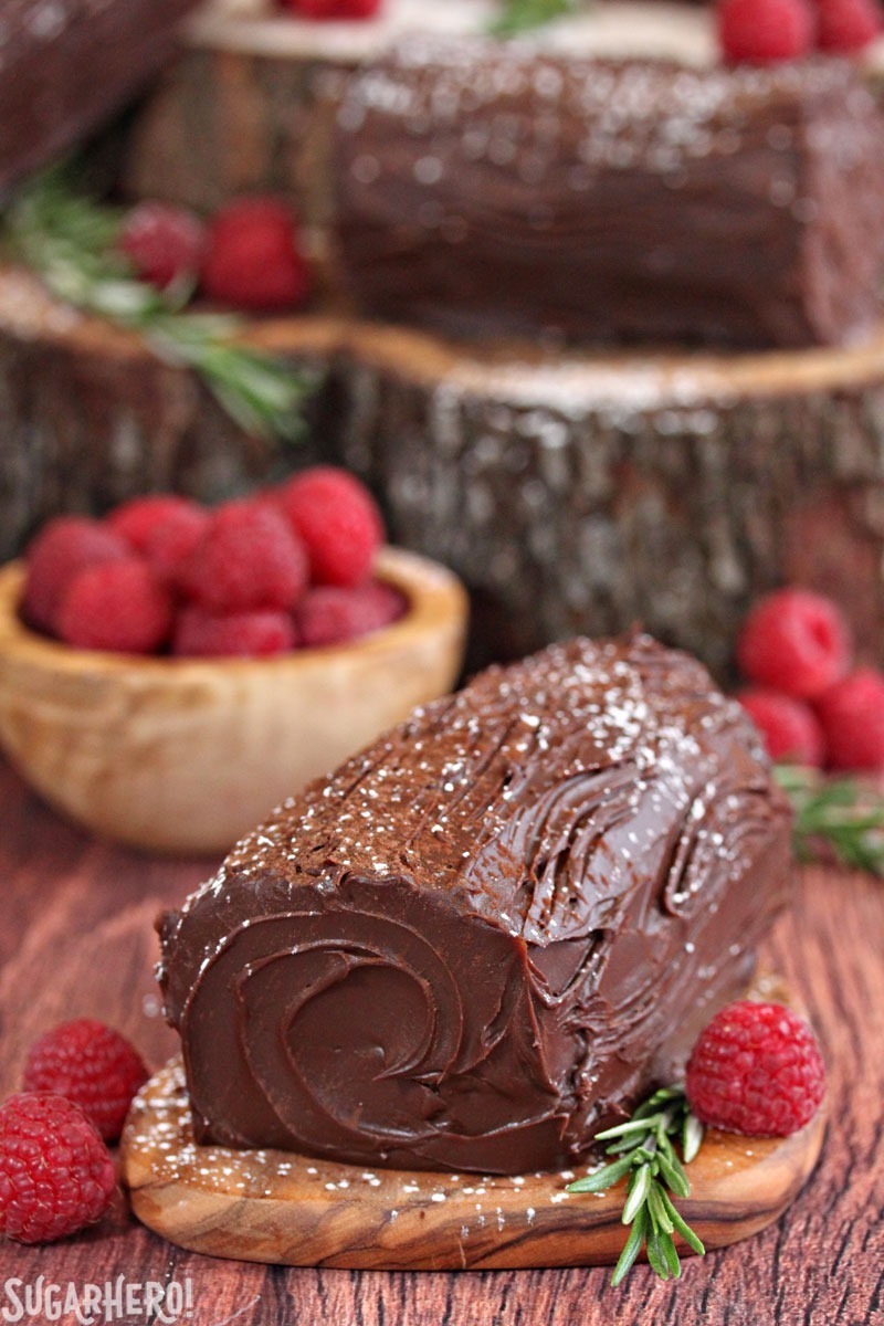 Mini No-Bake Buche de Noel | From SugarHero.com