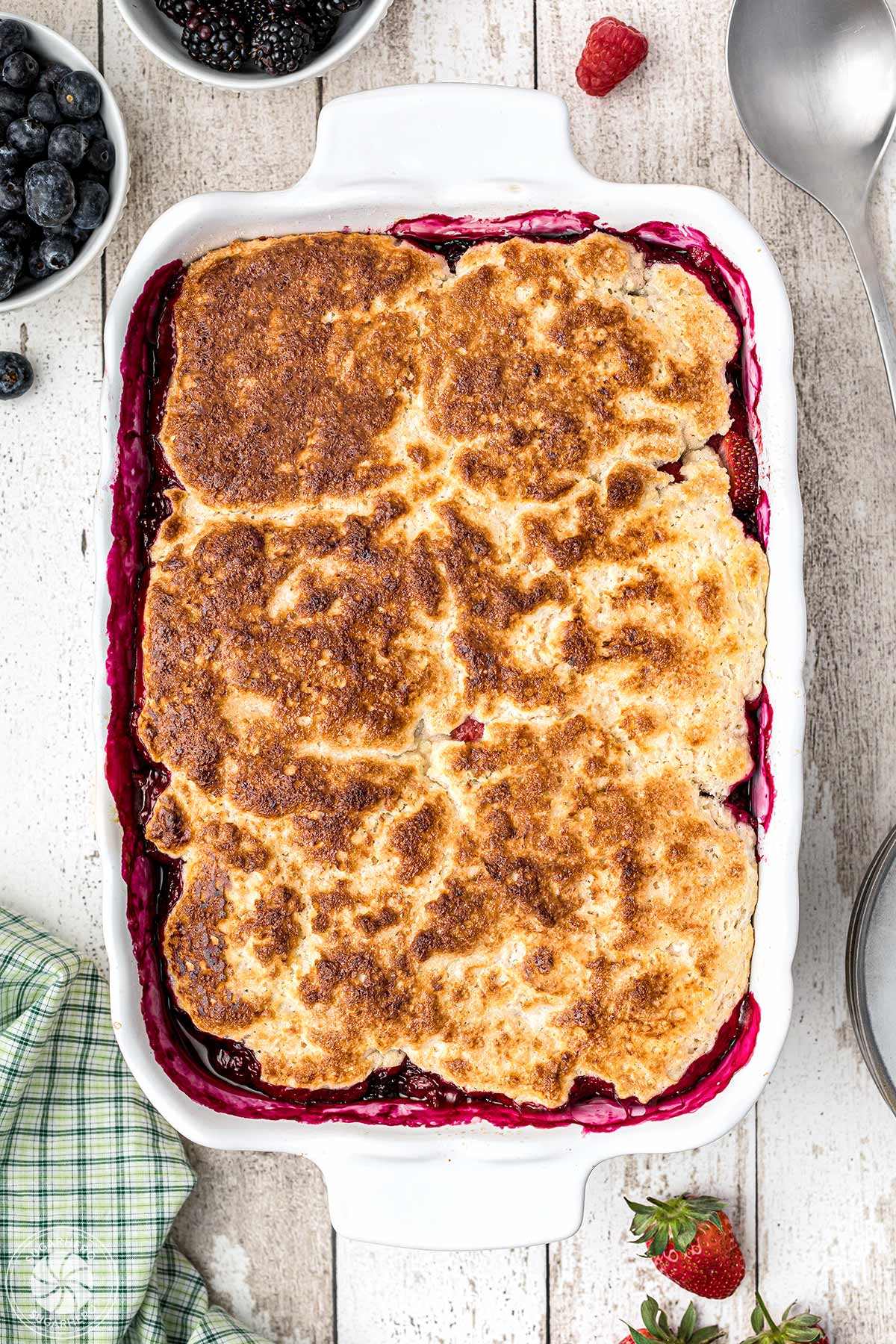 Top view of baked mixed berry cobbler.